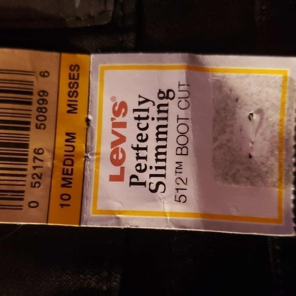 levis perfectly slimming boot cut 512 size 10 medium misses. - Picture 13 of 13